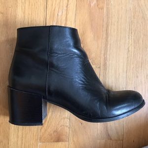 Black boots with a heel